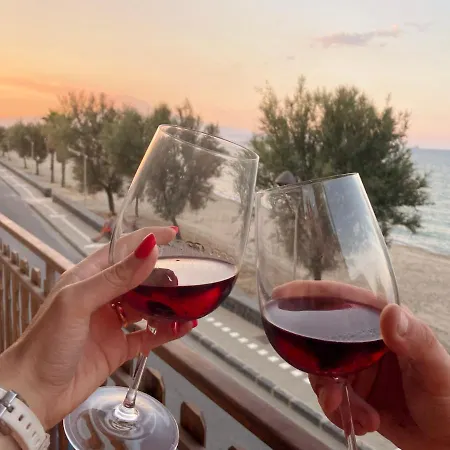 Noemi House * أغنون باني