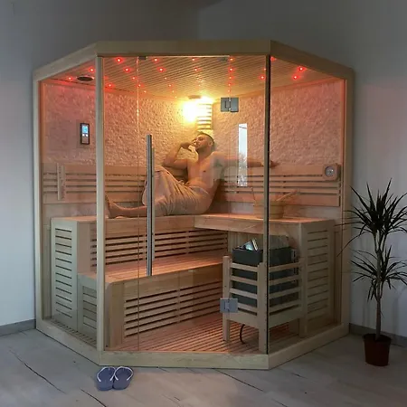 Noemi House * أغنون باني